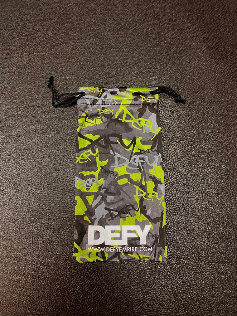 DEFY EMPIRE GREEN CAMO MICROFIBRE SUNGLASS POUCH BAG ACTS AS CLEANING CLOTH