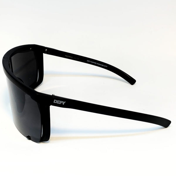 PARADISE CITY -MATTE BLACK FRAME / GREY LENSES SUNGLASS